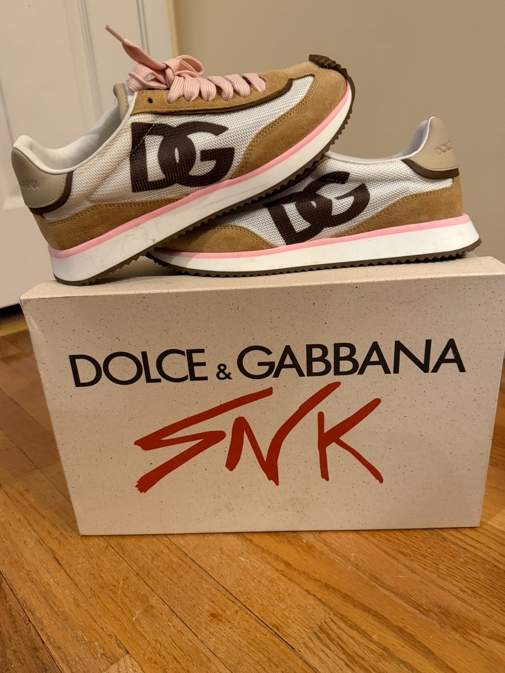 Women’s DG Sneakers